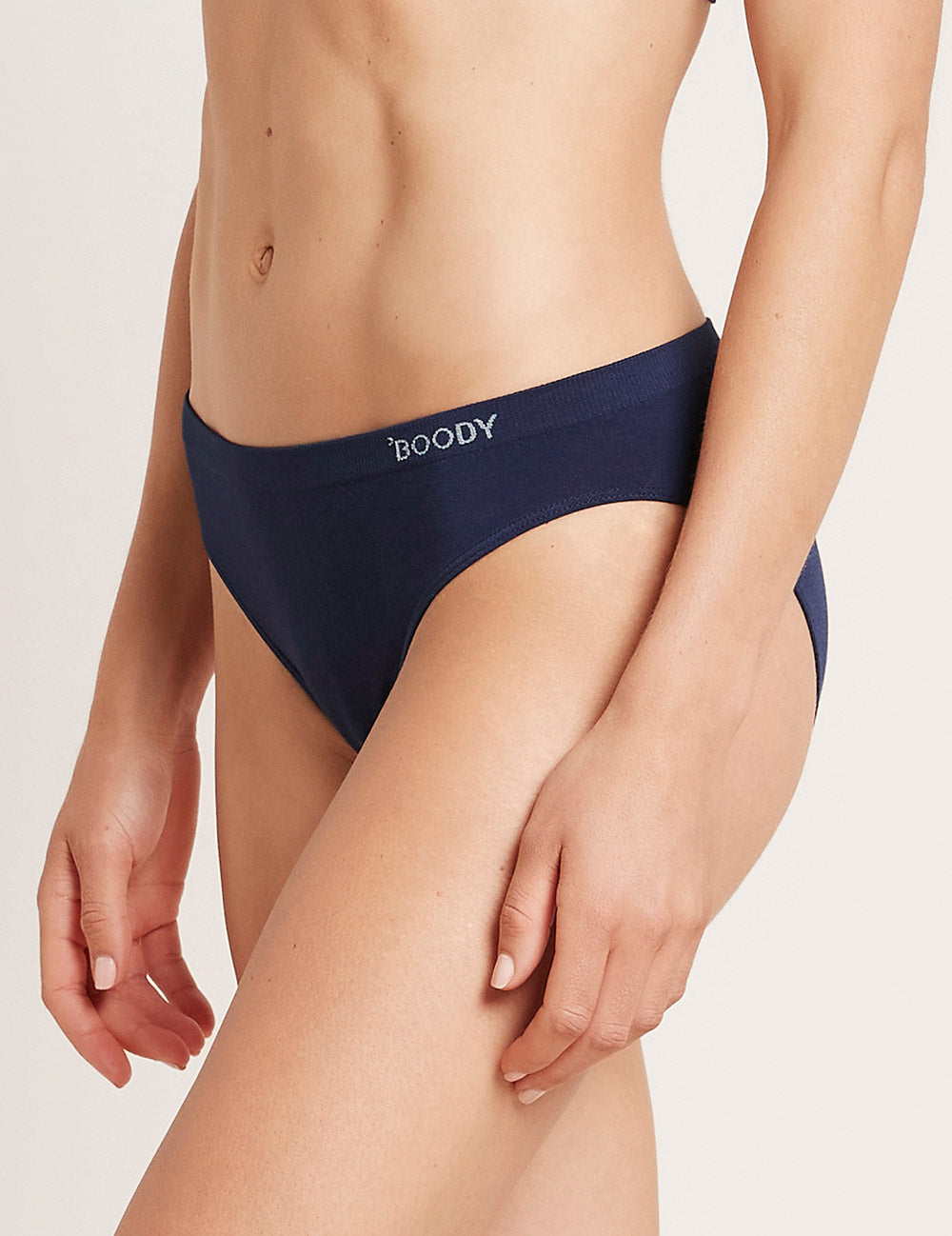 B01000_NAVY_Classic Bikini_3.jpg